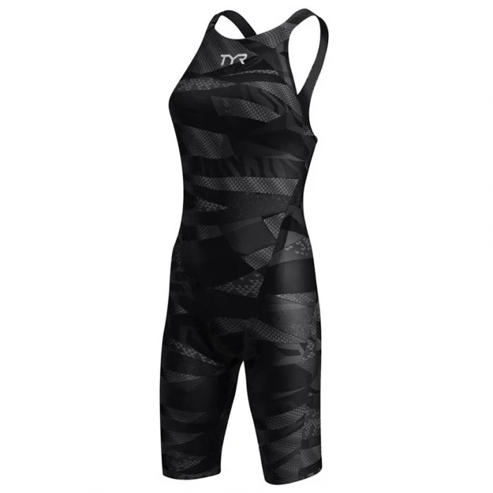 TYR Mis-Labeled Avictor Prelude Closed Back – Elsmore Swim Shop